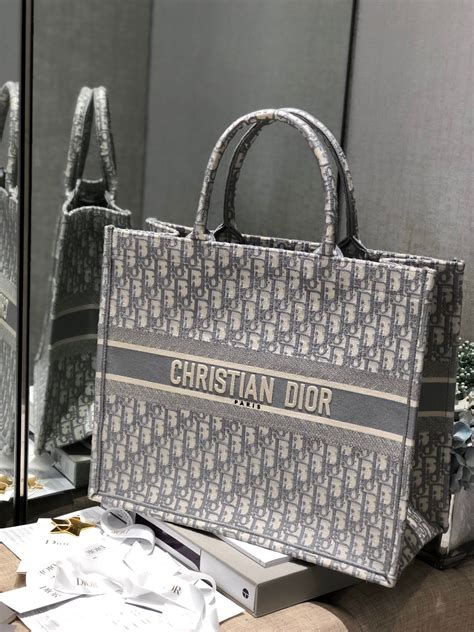 dior bag 價錢|Dior 托特包.